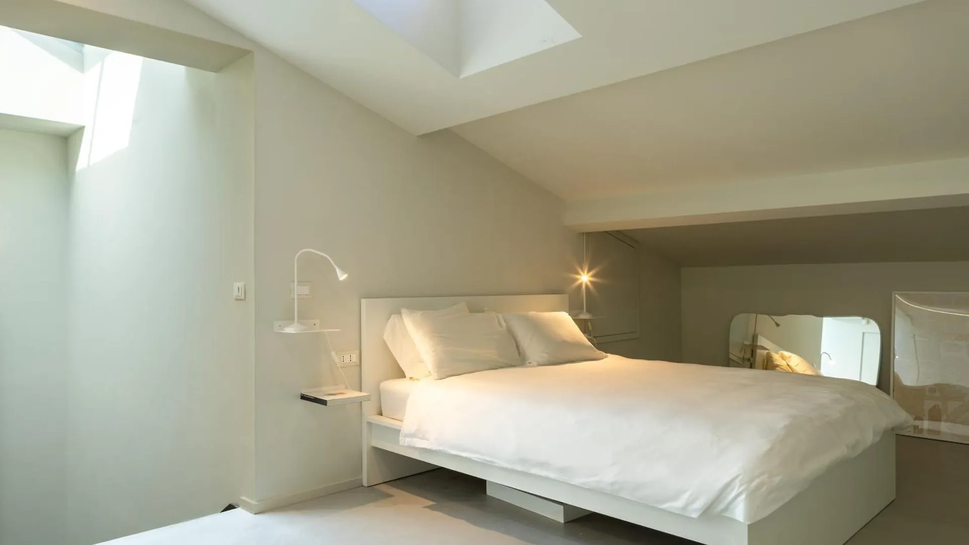 Numero 11 Florence Apartment